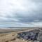Sandy Knowes