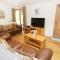 6 Streamside - Looe