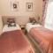 Avonal Lodge 24