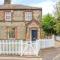 3 Station Cottages