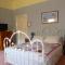 Donalea Bed and Breakfast & Riverview Apartment - Castle Forbes Bay