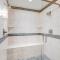 Water Tower Place Condo 202B Easy Access to Shuttle and Main Street - فريسكو