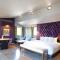 PETALS TOKYO - Floating Hotel