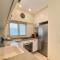 White Gordon Beach Apartment