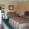 Holiday Motel Holiday Motel