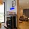 Minimi Inn-Sailrock Beach House