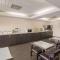 Clarion Pointe Forsyth I-75 - فورسيث