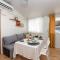 MIA mobile home with jacuzzi
