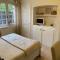Chambres dHotes Les Amandiers