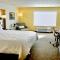 Holiday Inn Hotel & Suites Overland Park-Convention Center, an IHG Hotel - Overland Park