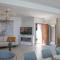 Artizan Seafront Villa 5