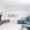 Edinburgh Deluxe Duplex with Garage