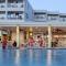 2 Bed Condo with Balcony Facing Pool and Sunsets! - تامبا