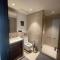 Burj Khalifa view, 3 Bedroom Apartment in Boulevard Point, Connected to Dubai Mall - Dubaj