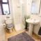 Bright 3bed sleeps 9 with secret garden 5min walk to town - 斯莱戈