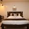 The Woodside Inn