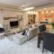 Unique, Stylish Studio near Beaches - Афіни