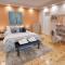 Unique, Stylish Studio near Beaches - Афіни