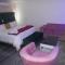 Gold Crown International Hotel With Complementary Breakfast and WiFi