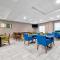 Holiday Inn Express Hotel & Suites Kansas City - Grandview by IHG