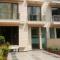 UDS Villa Scandinavian B&B - Next to VFS