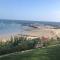 Light and airy central Lyme Regis Appartment with parking