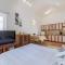 1 Bedroom Amazing Apartment In Vodnjan