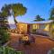 Southwinds Beach House is a 3 bedroom with exquisite sea views