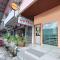 SPOT ON 90305 Hen Hen Hotel - Kulai