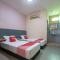 SPOT ON 90305 Hen Hen Hotel - Kulai