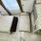 Modern Apartment in Napoli, Balcony