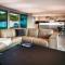 Horizons House - spacious, ocean + bush views, peaceful