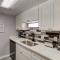#111 Elaborate Condo Ideal Location 2BRM/2 Parking
