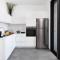 Stylish 2 BR Steps from the Beach by HolyGuest - 特拉维夫
