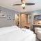 Riverview Apartments by dasPaul