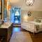 The Twelve Oaks Bed & Breakfast - 卡温顿