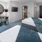 Boutique Hotel First City