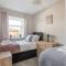 Spacious 3 Bed House, Netflix, Garden, Parking