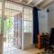 Cheerful 2 - Bedroom Townhouse with free parking in New Kingston
