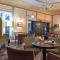 The Caledonian Island Hotel