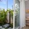 Unwind Pet Friendly 1 Min Walk to Beach Unwind Pet Friendly 1 Min Walk to Beach