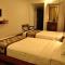 Grand Clarks Inn