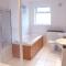 Puffin Hot tub Lodge, 4 bedrooms Resort, Pool,Gym,Bar - Padstow