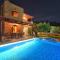Villa Nipos by PosarelliVillas