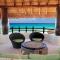 El Taj Oceanfront and Beachside Condo Hotel