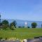 Lakefront. Appartement pieds dans l'eau. View and direct access to the lake. - Anthy