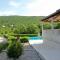 Villa Secret Beauty with Heated Saltwater Pool