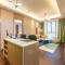Locals Apartment House 24