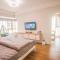 Locals Apartment Place 28