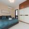 Locals Apartment House 01